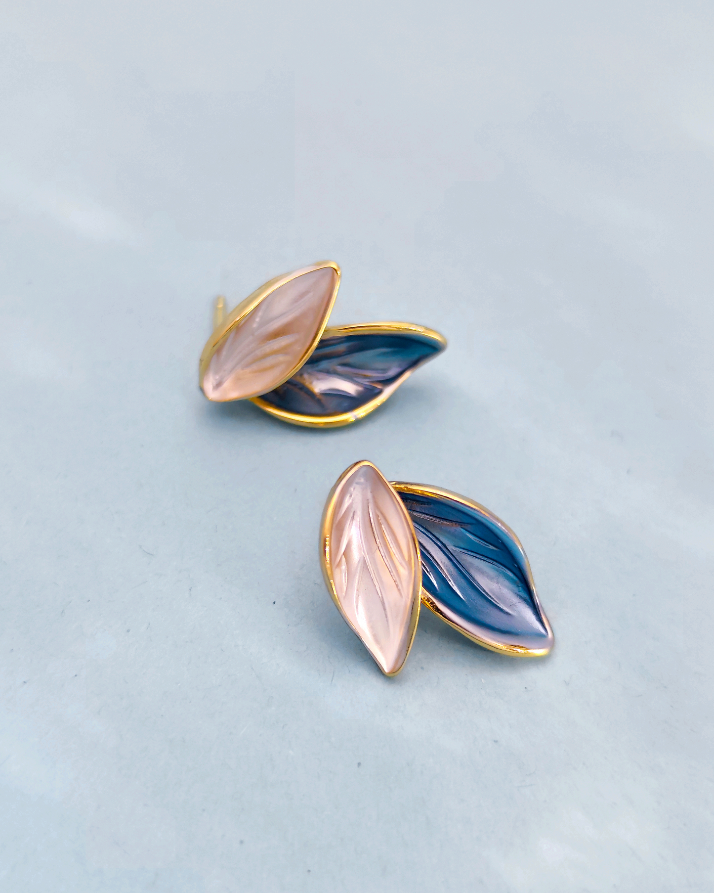 Charminz hypoallergenic silver earrings – S925 minimalist studs for casual, professional, or romantic looks