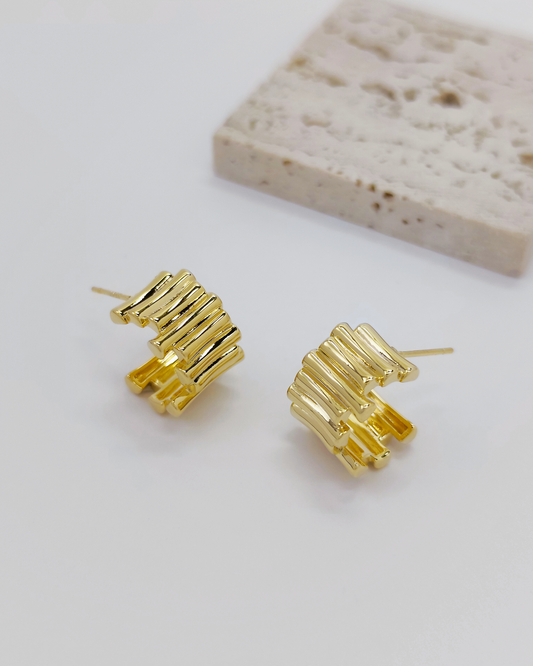 Charminz sterling silver daily earrings – minimalist design with S925 silver, perfect for clean and classy looks