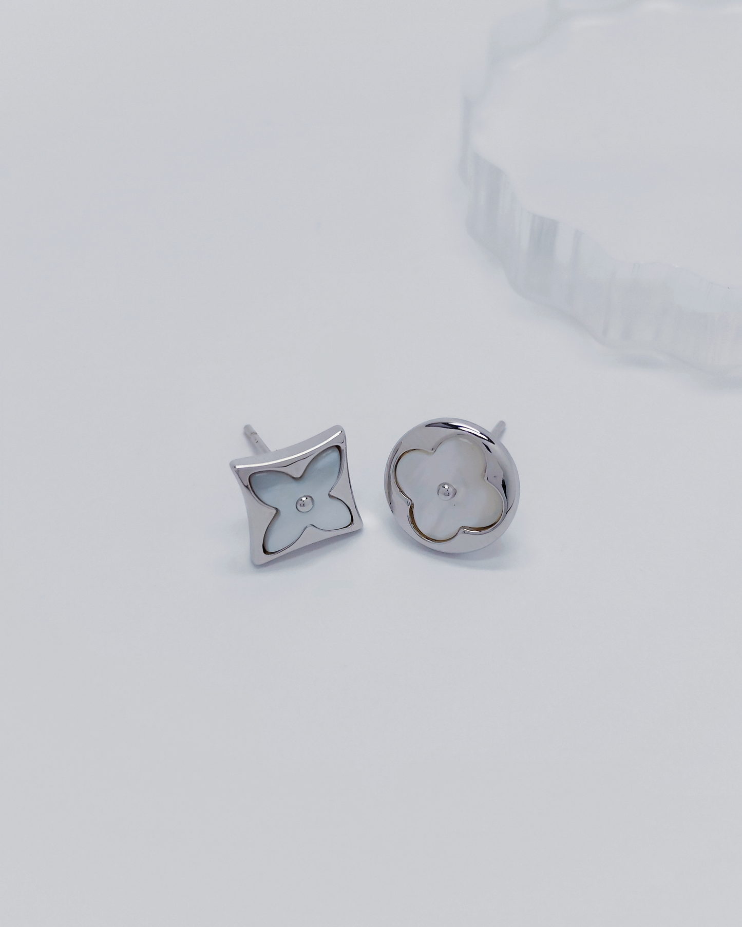 Trendy S925 silver earrings Malaysia – by Charminz, lightweight minimalist pieces that elevate your everyday look