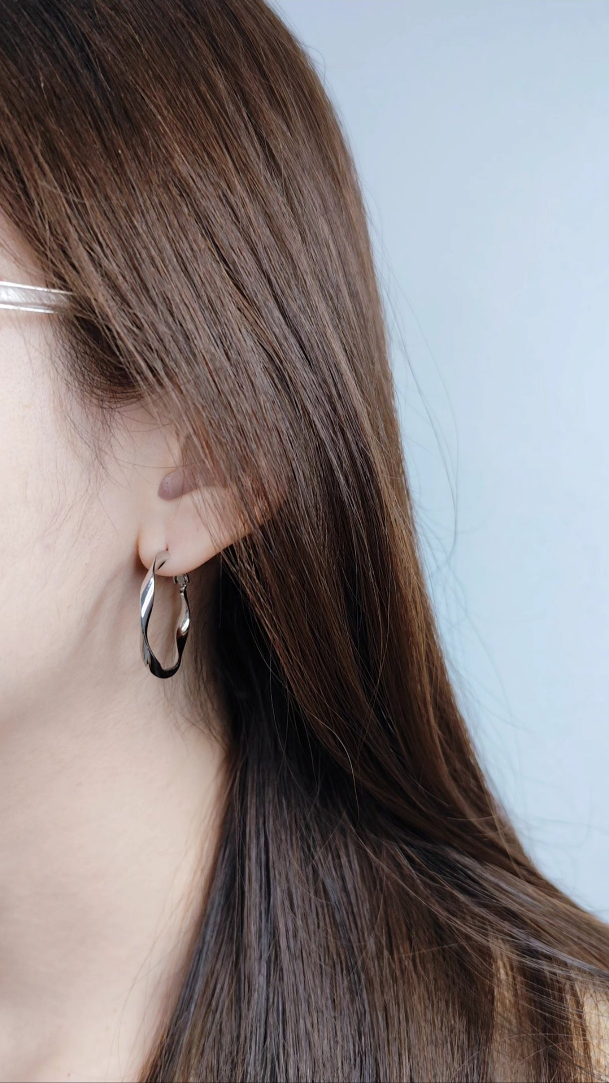 Zoe Swirl Hoop Earrings