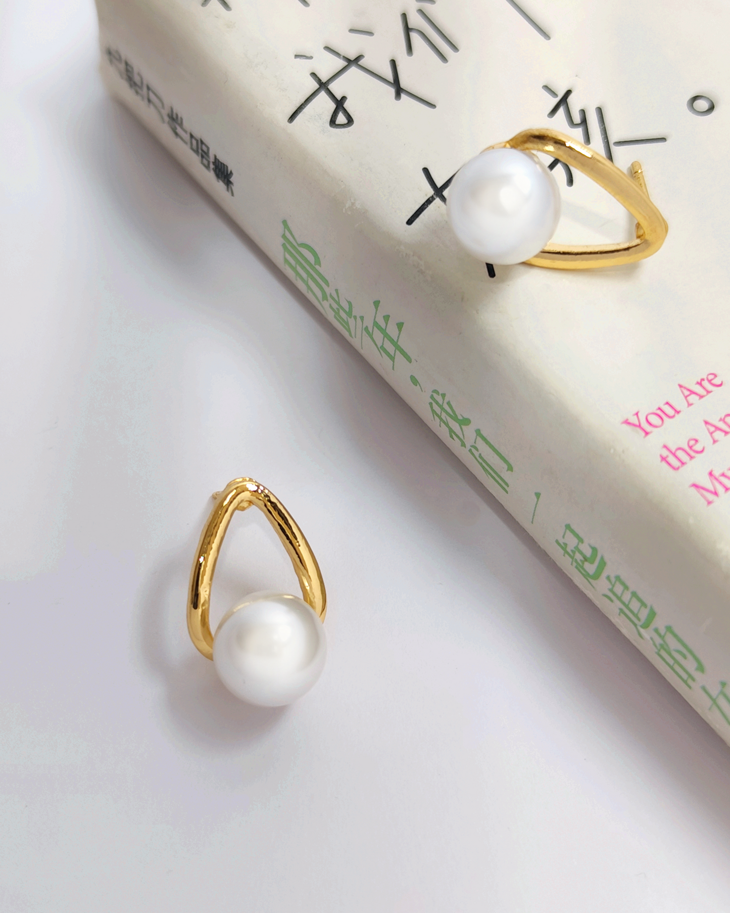 Trendy S925 silver earrings Malaysia – by Charminz, lightweight minimalist pieces that elevate your everyday look