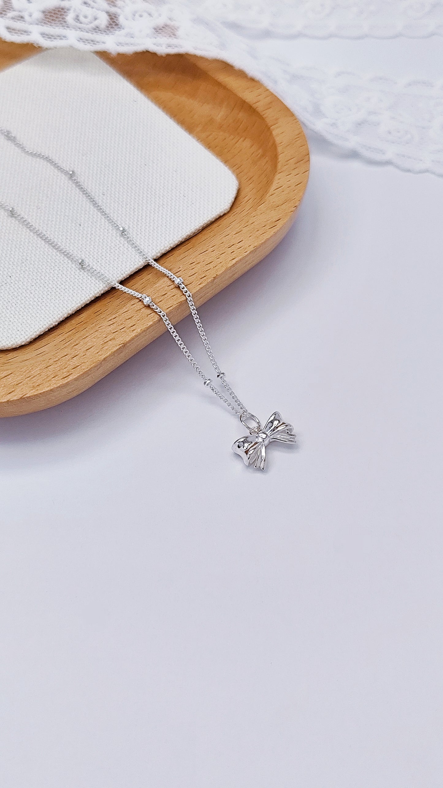 Sophie Ribbon Necklace