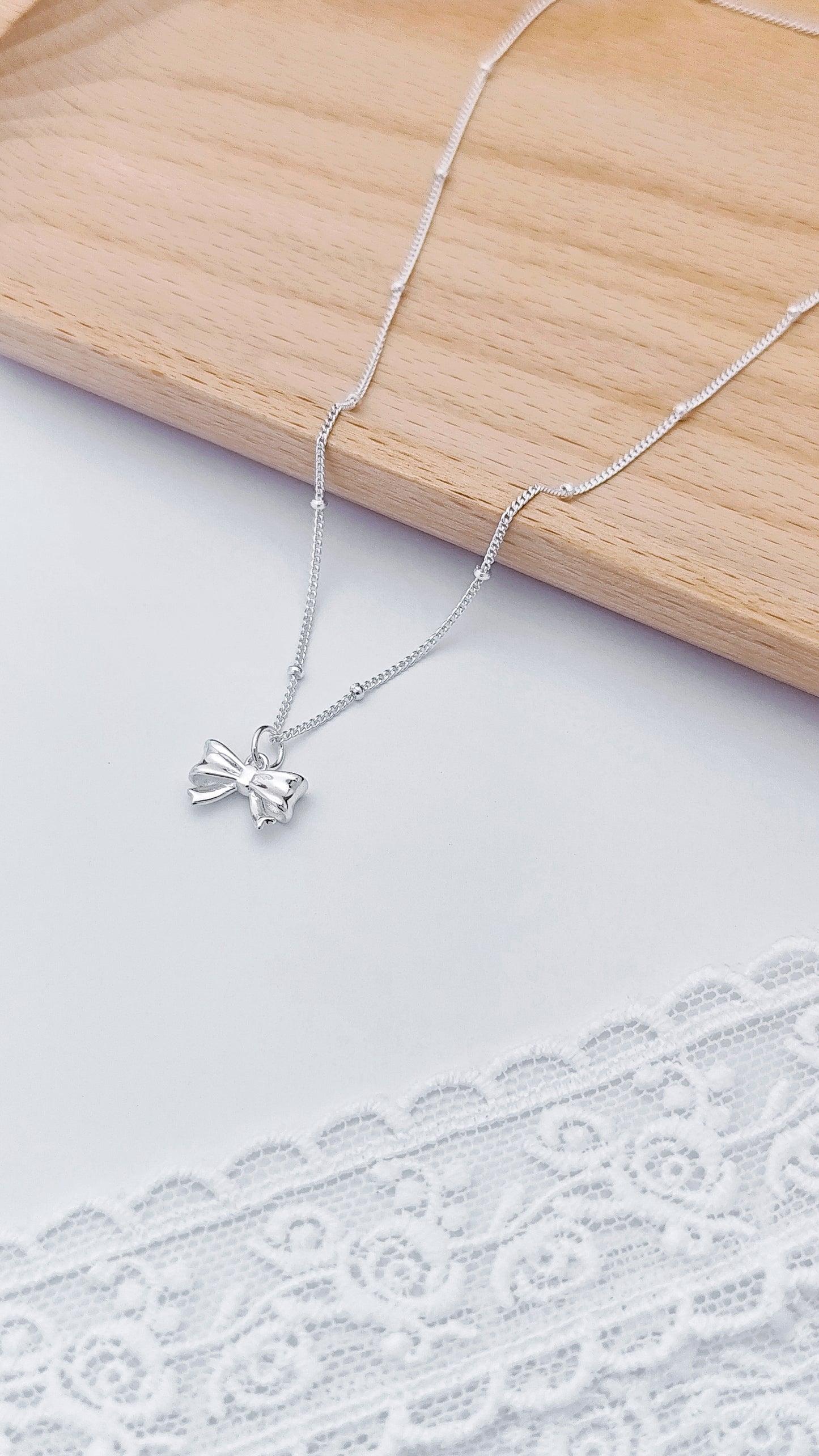 Sophie Ribbon Necklace