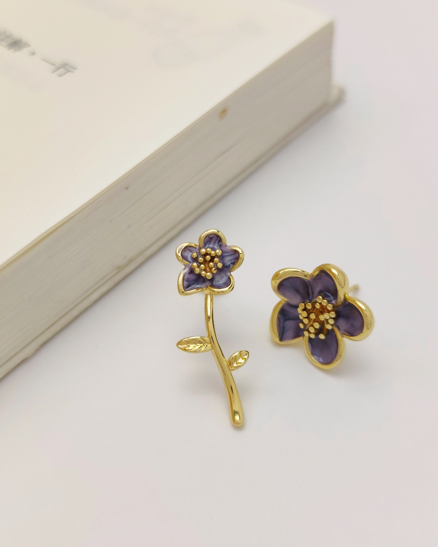 Charminz hypoallergenic silver earrings – S925 minimalist studs for casual, professional, or romantic looks