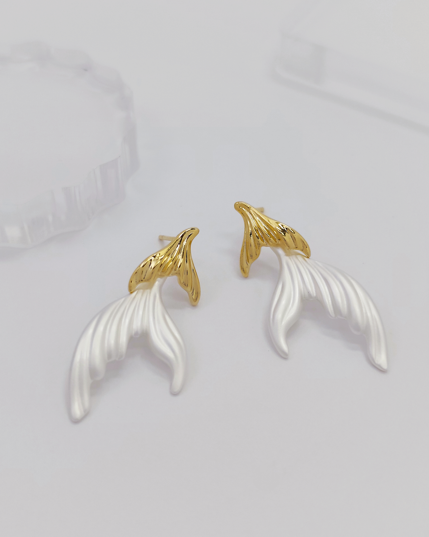 Charminz lightweight silver earrings – crafted with S925 silver, stylish minimalist jewelry ideal for daily outfits or special moments