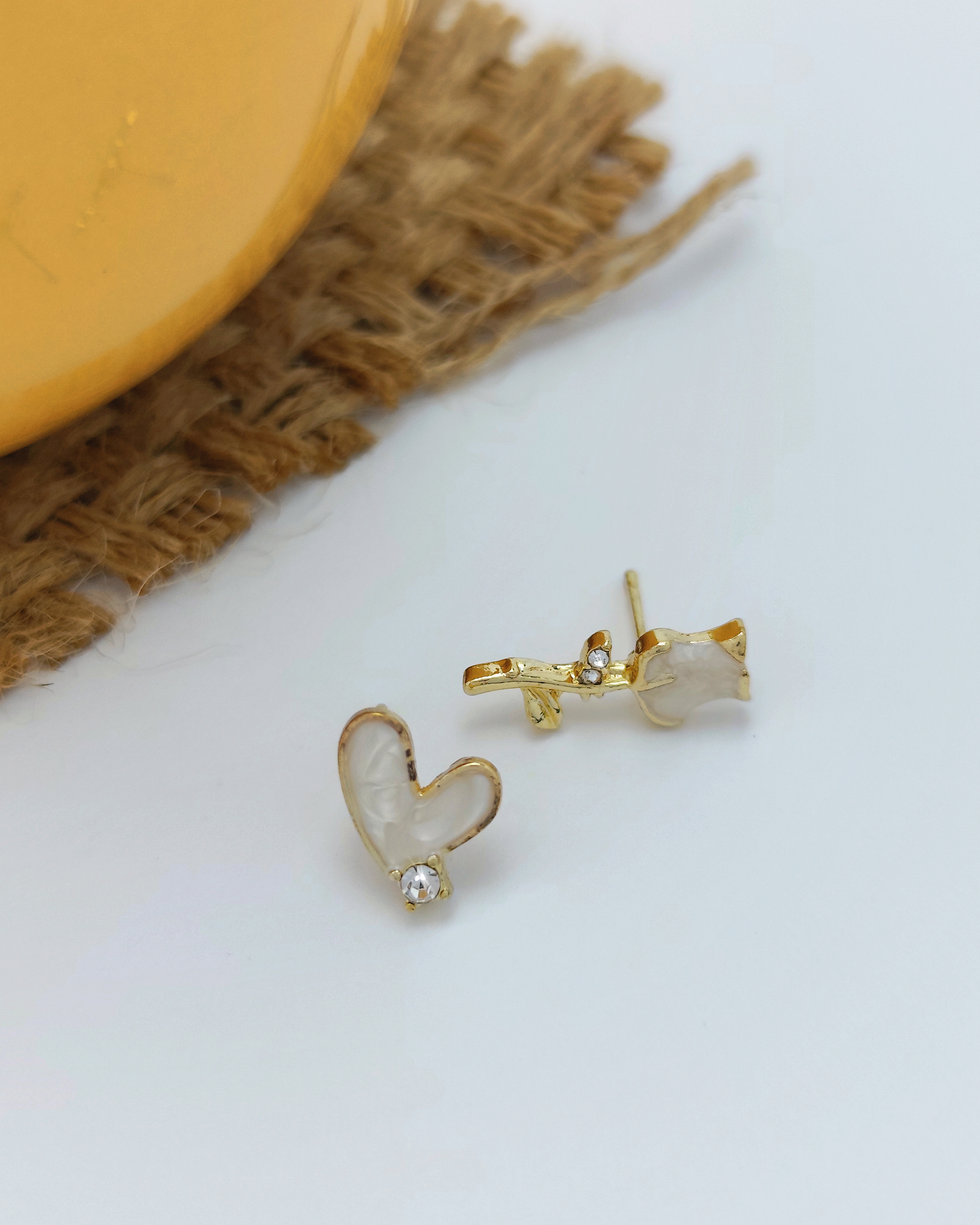 Trendy S925 silver earrings Malaysia – by Charminz, lightweight minimalist pieces that elevate your everyday look