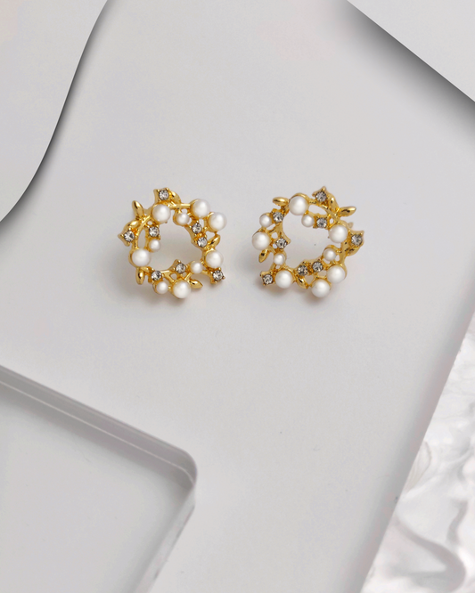 Timeless S925 silver earrings by Charminz – hypoallergenic, minimalist, and lightweight design for women in Malaysia