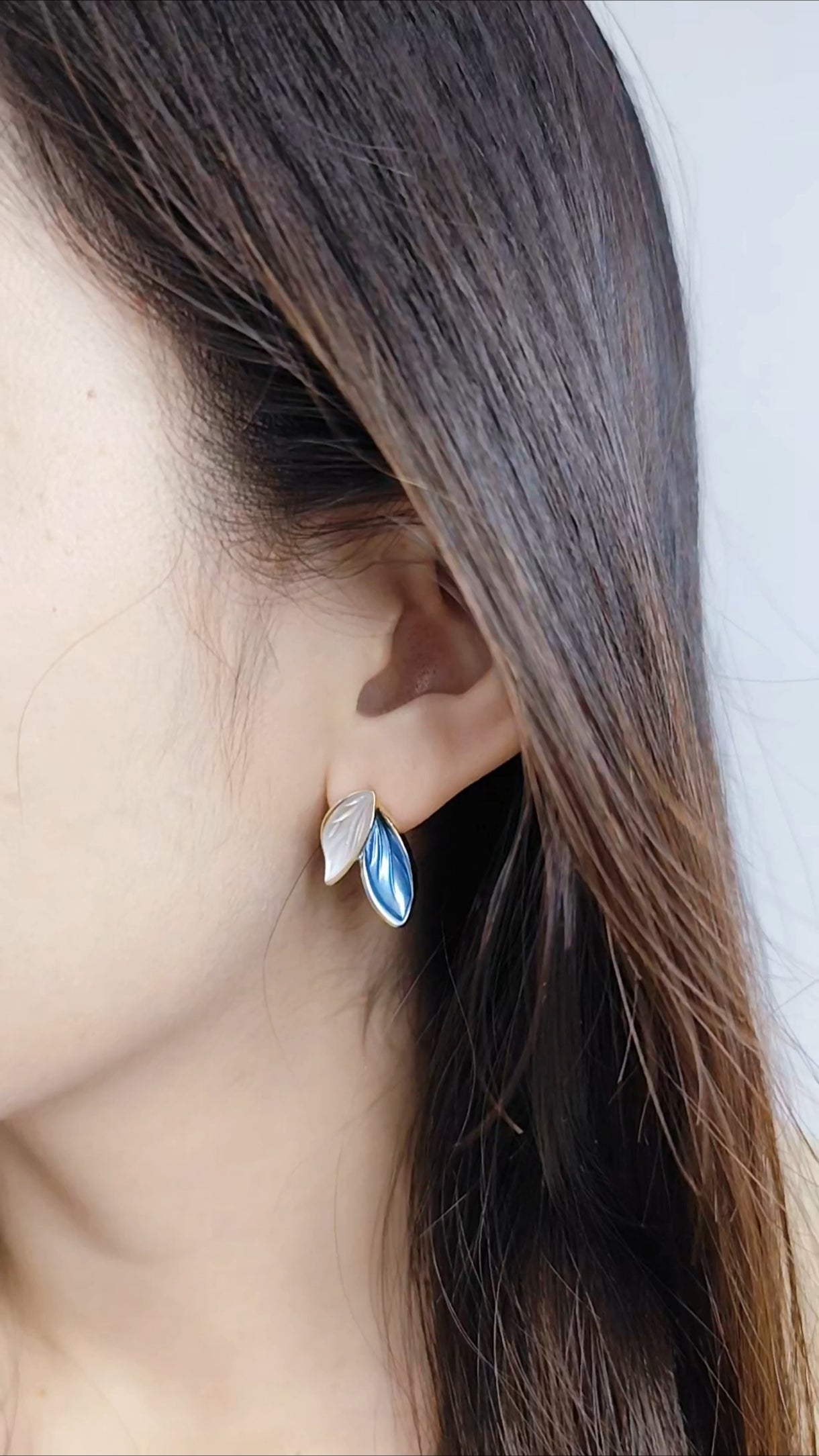 Leaf Echo Stud Earrings