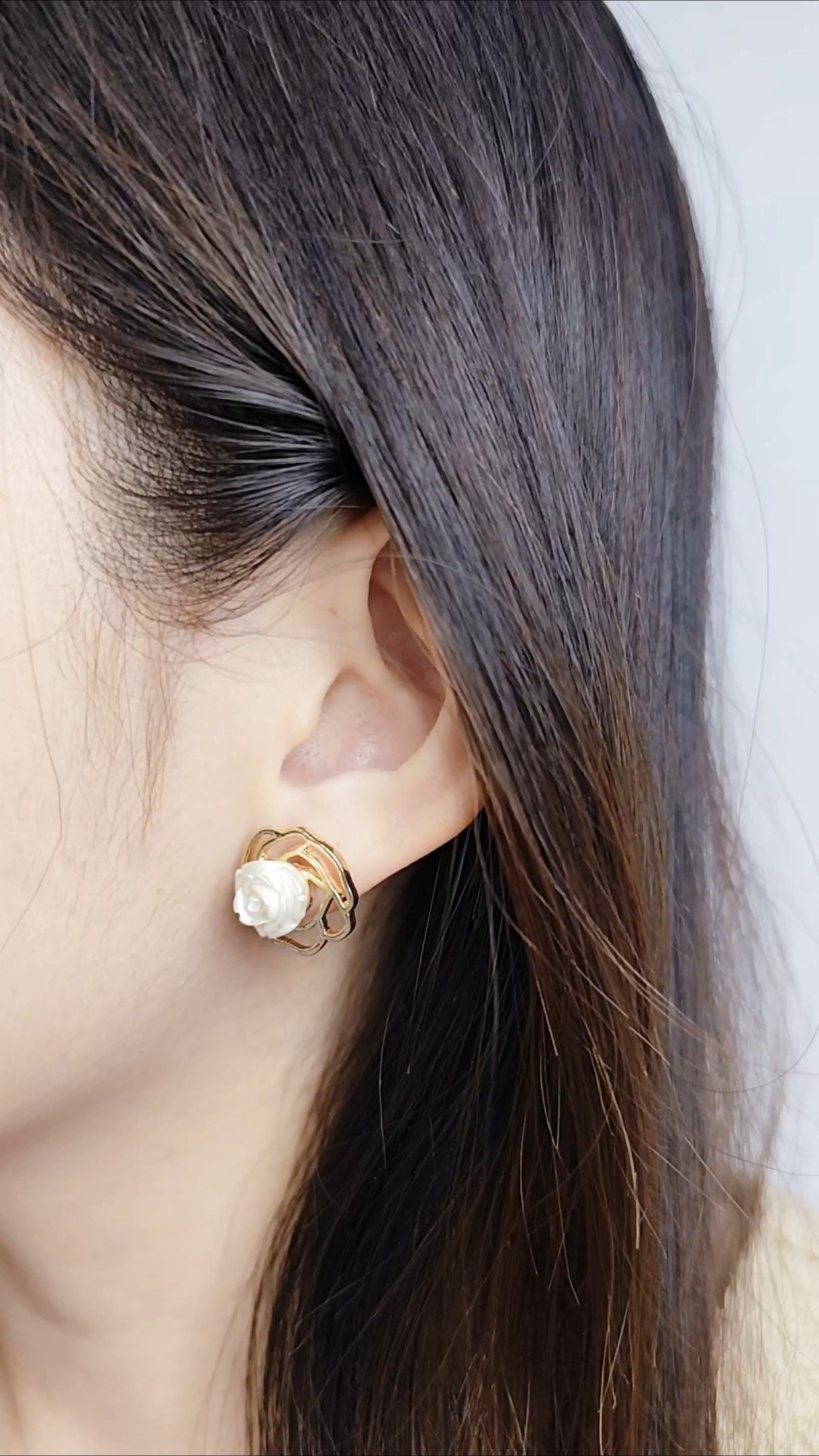 Sculpted Petals Stud Earrings