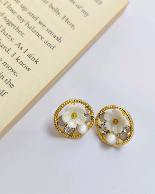 S925 minimalist earrings – Charminz design made for sensitive ears, elegant, lightweight, and stylish all day long