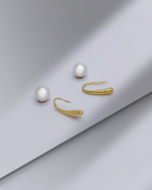 Charminz hypoallergenic silver earrings – S925 minimalist studs for casual, professional, or romantic looks