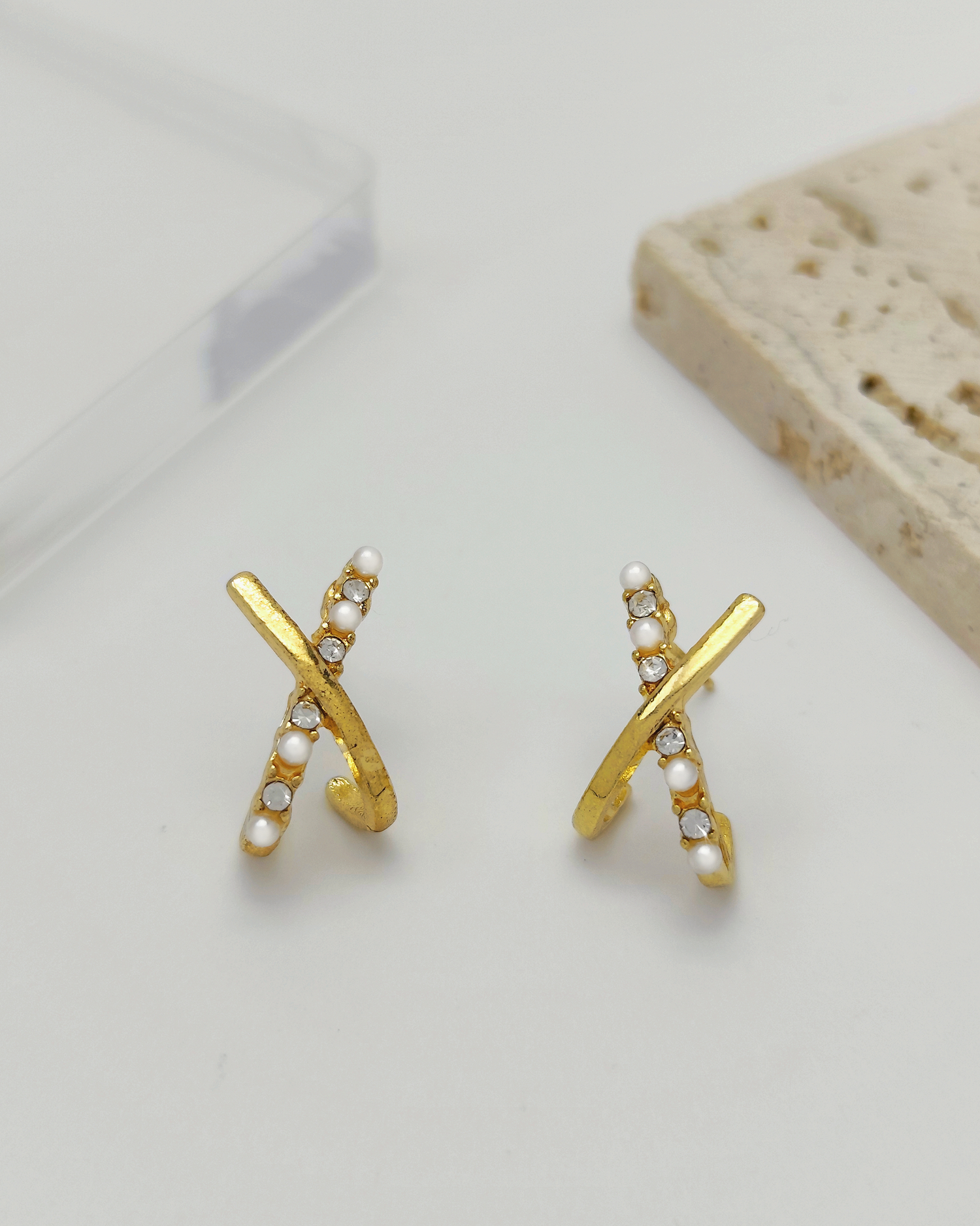Skin-friendly S925 earrings Malaysia – minimalist and timeless designs by Charminz, ideal for gifting her something special