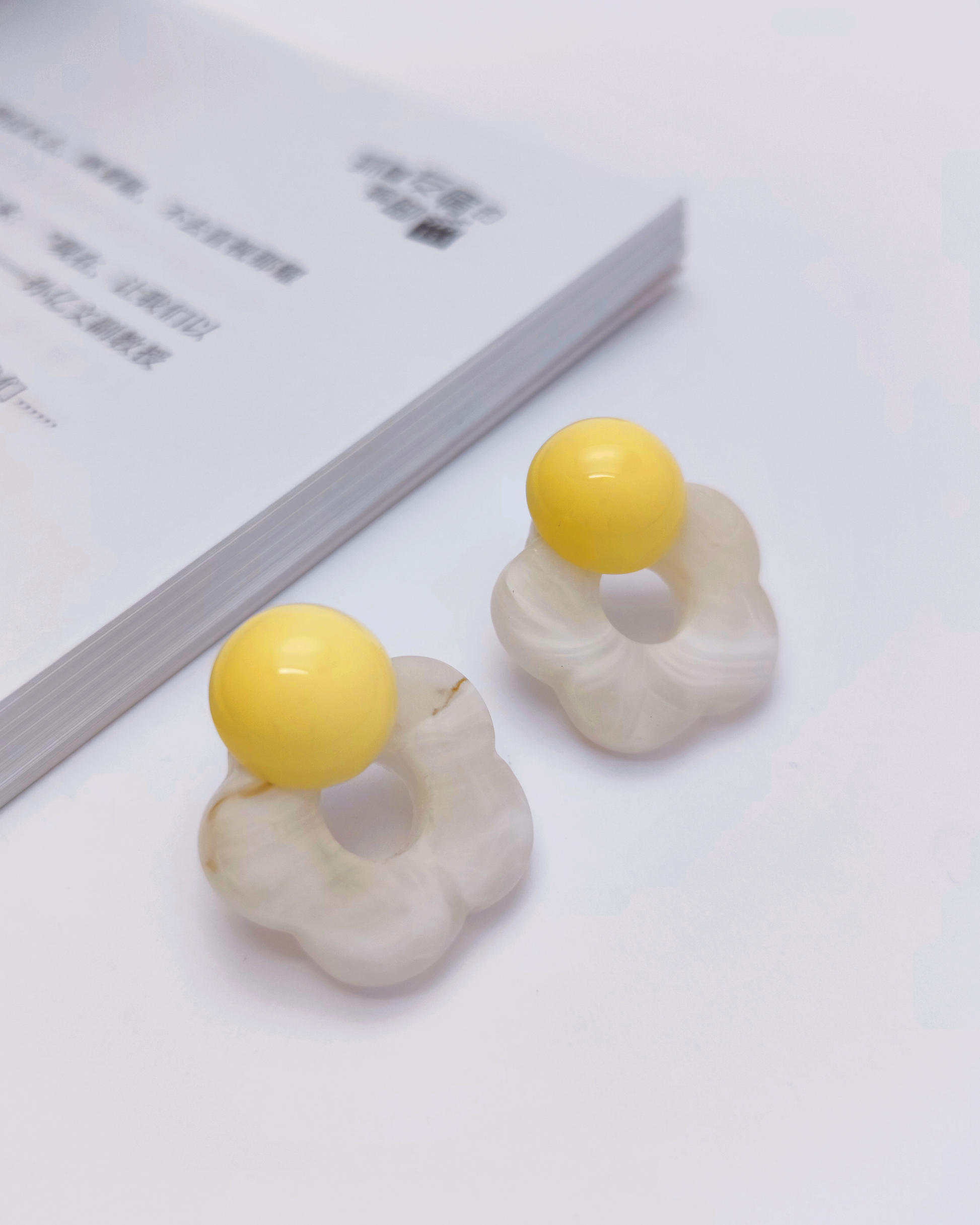 Minimalist earrings for women – S925 silver, lightweight, allergy-friendly, and elegant daily essentials from Charminz