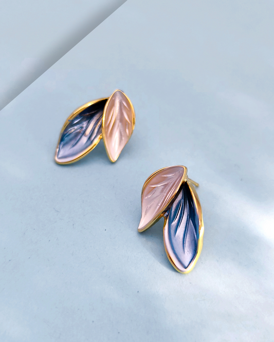 Minimalist earrings for women – S925 silver, lightweight, allergy-friendly, and elegant daily essentials from Charminz