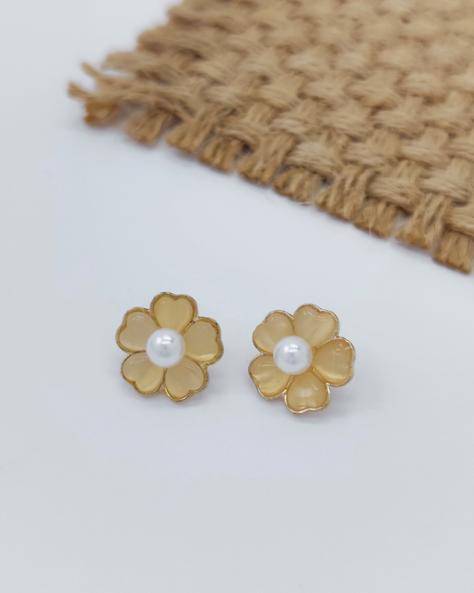 S925 minimalist earrings – Charminz design made for sensitive ears, elegant, lightweight, and stylish all day long