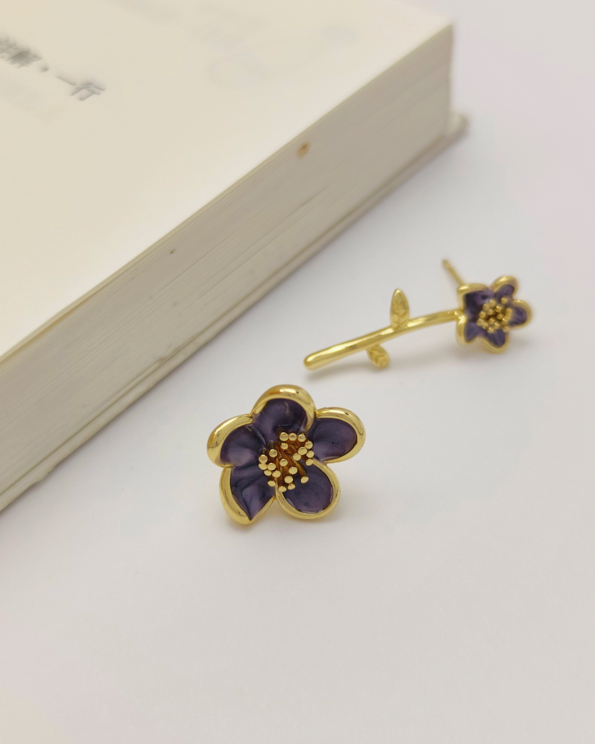 Affordable sterling silver earrings by Charminz – perfect for gifting or wearing daily, with a timeless minimalist design
